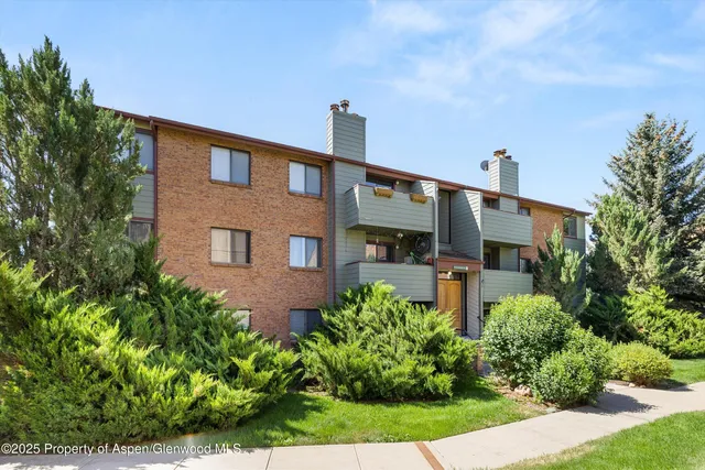 $648,900 | 89 Meadowood Drive, Unit C2, Carbondale, CO 81623