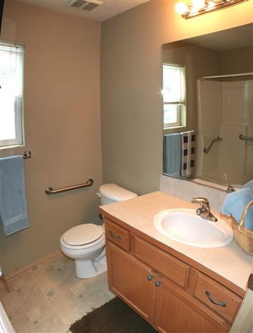 1109 North Vista Road Spokane Valley, WA 99212 - Photo 4 of 9 Gallery Image 4