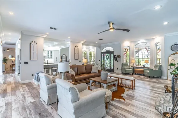 $750,000 | 23100 Southeast Highway 42, Umatilla, FL 32784