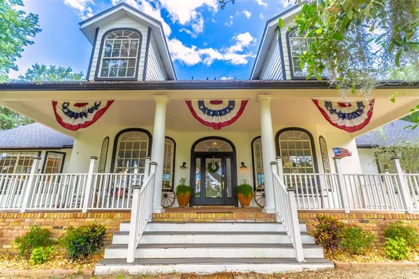 $750,000 | 23100 Southeast Highway 42, Umatilla, FL 32784