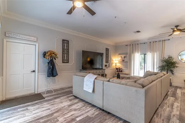 $750,000 | 23100 Southeast Highway 42, Umatilla, FL 32784