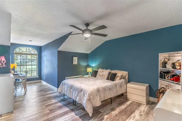 $750,000 | 23100 Southeast Highway 42, Umatilla, FL 32784