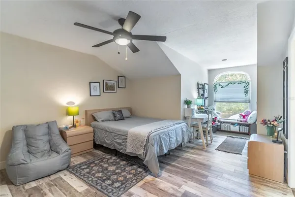 $750,000 | 23100 Southeast Highway 42, Umatilla, FL 32784