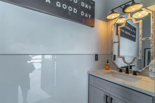 $750,000 | 23100 Southeast Highway 42, Umatilla, FL 32784