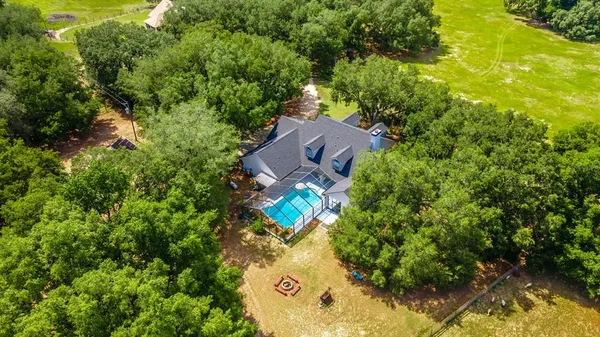 $750,000 | 23100 Southeast Highway 42, Umatilla, FL 32784