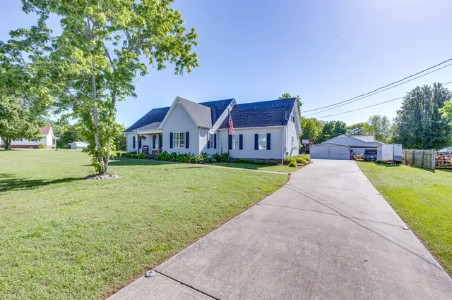 $439,900 | 102 Copeland Drive, Mount Pleasant, TN 38474