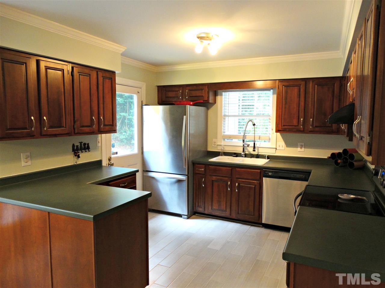 3116 East Folkestone Place Raleigh, NC 27604 - Photo 7 of 23