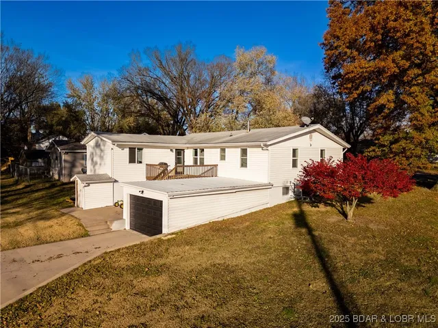 $284,900 | 303 North Chestnut Street, Eldon, MO 65026