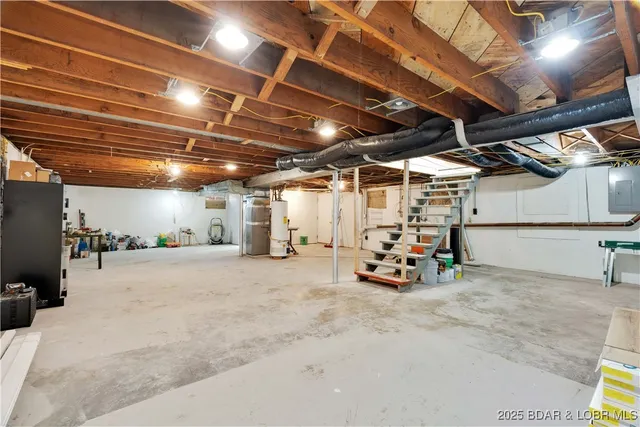 $284,900 | 303 North Chestnut Street, Eldon, MO 65026