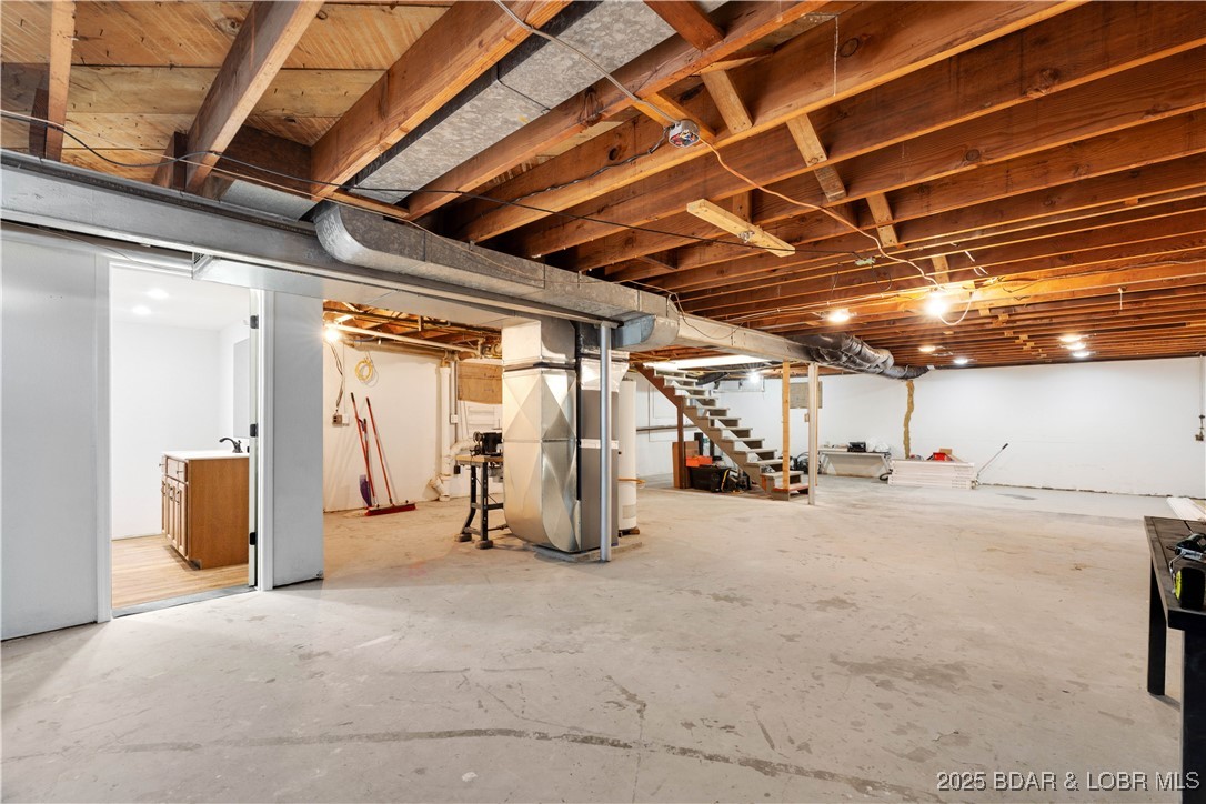 303 North Chestnut Street Eldon, MO 65026 - Photo 25 of 59