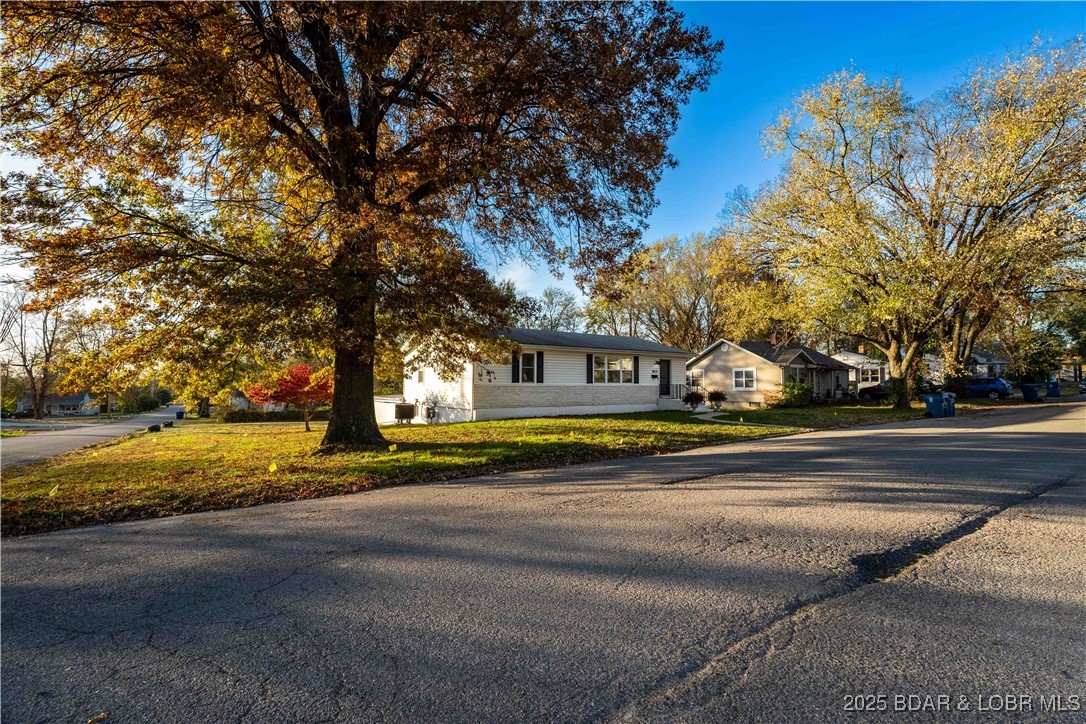 303 North Chestnut Street Eldon, MO 65026 - Photo 27 of 59