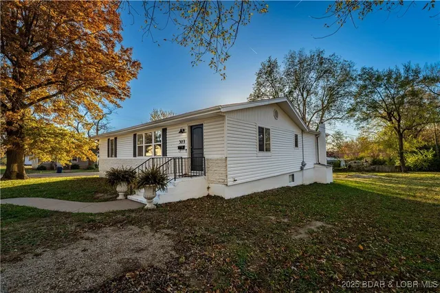 $284,900 | 303 North Chestnut Street, Eldon, MO 65026