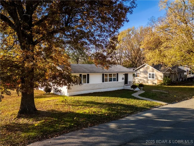 $284,900 | 303 North Chestnut Street, Eldon, MO 65026
