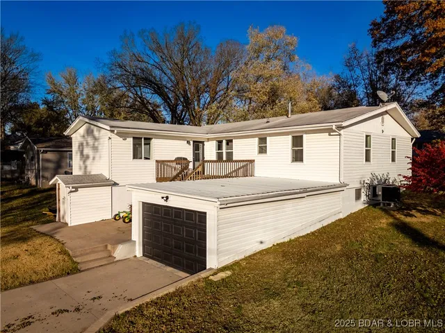 $284,900 | 303 North Chestnut Street, Eldon, MO 65026