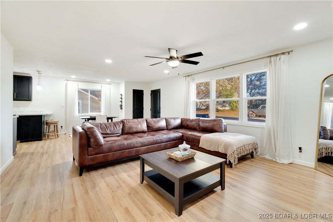 303 North Chestnut Street Eldon, MO 65026 - Photo 5 of 59