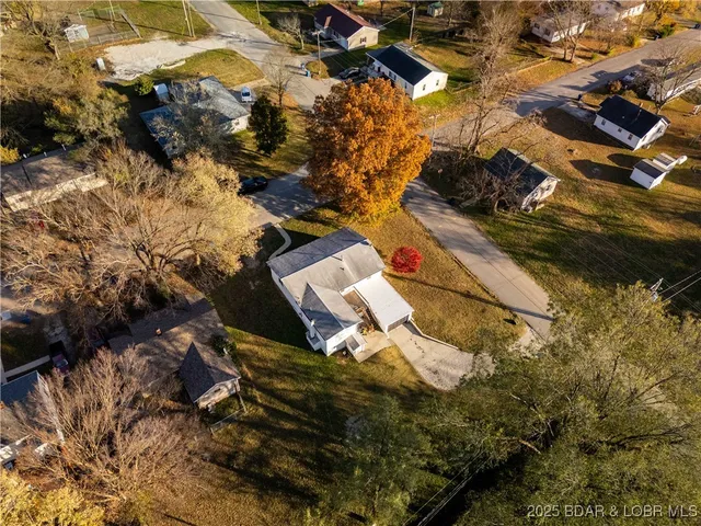 $284,900 | 303 North Chestnut Street, Eldon, MO 65026