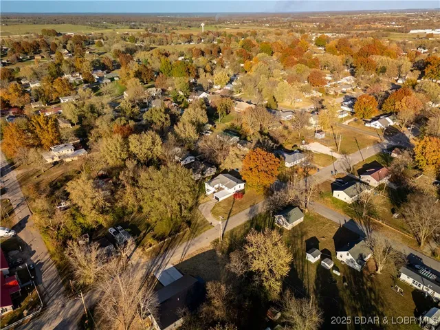 $284,900 | 303 North Chestnut Street, Eldon, MO 65026