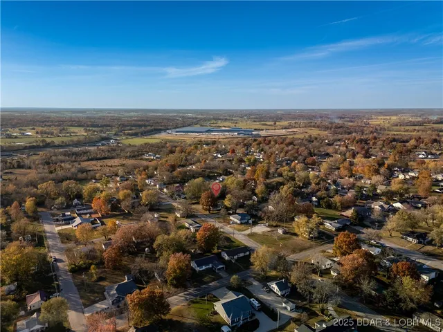 $284,900 | 303 North Chestnut Street, Eldon, MO 65026