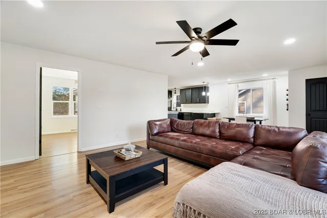 $284,900 | 303 North Chestnut Street, Eldon, MO 65026