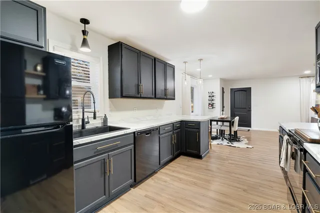 $284,900 | 303 North Chestnut Street, Eldon, MO 65026