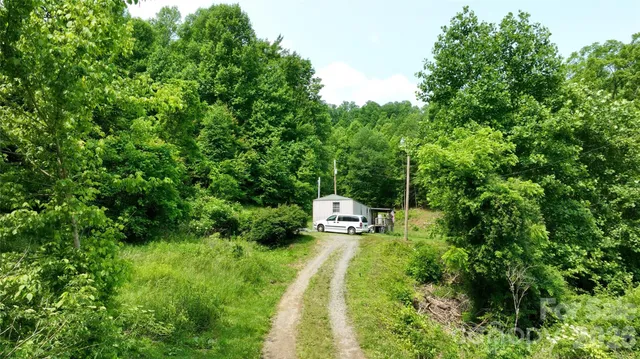 $275,000 | 320 Board Tree Road, Marshall, NC 28753