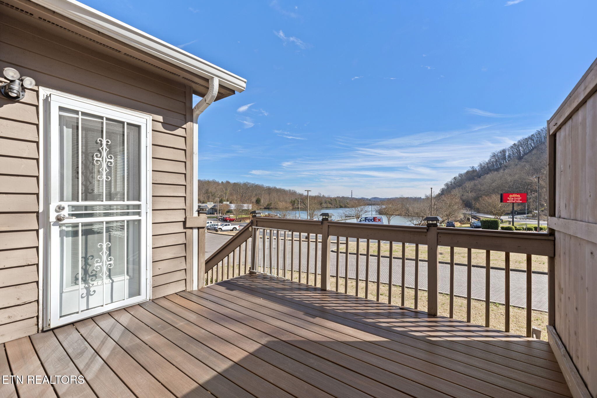 67 Riverview Drive Oak Ridge, TN 37830 - Photo 33 of 38 Gallery Image 33