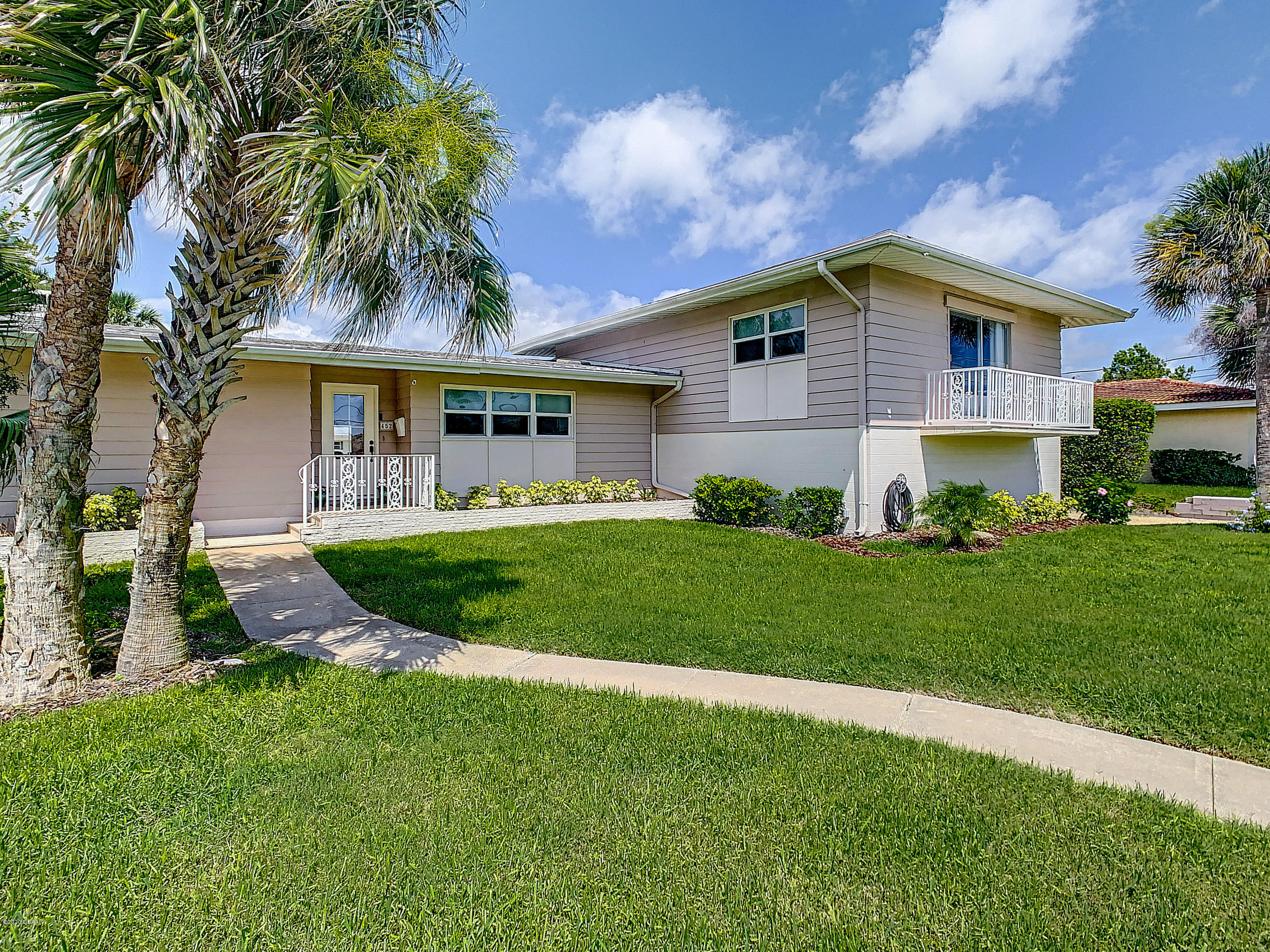 452 Triton Road Ormond Beach, FL 32176 - Photo 2 of 44 452 Triton Road