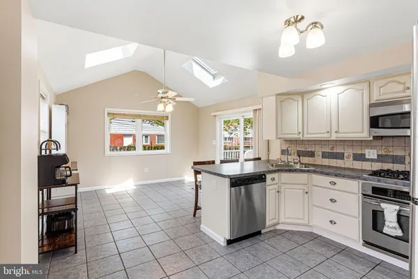 $345,000 | 2245 Martin, Morton, PA 19070