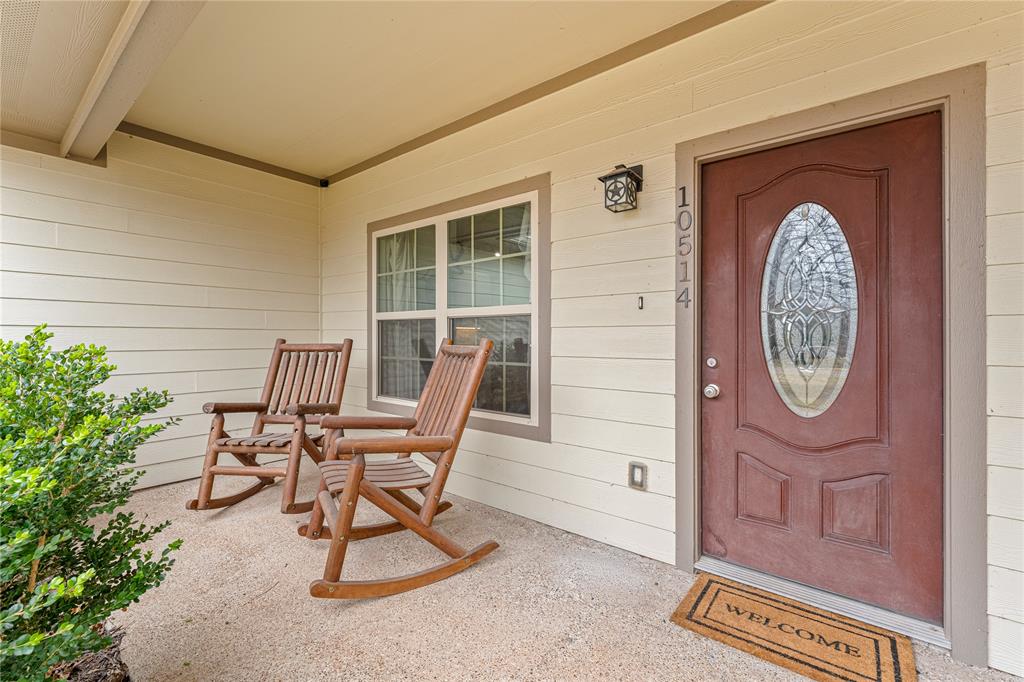 10514 Mesa Drive Waco, TX 76708 - Photo 10 of 39 Entrance to property with a porch