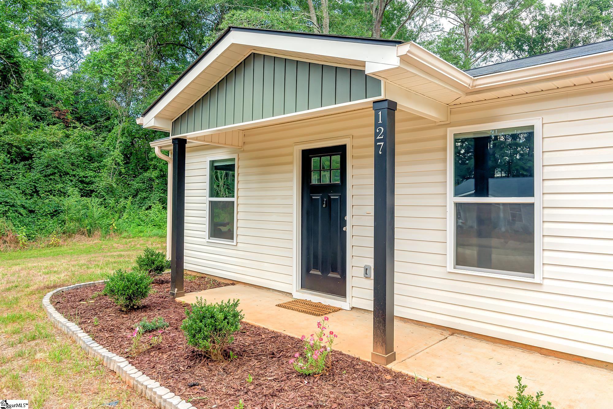 127 State Rd S-42-8233 Inman, SC 29349 - Photo 6 of 35