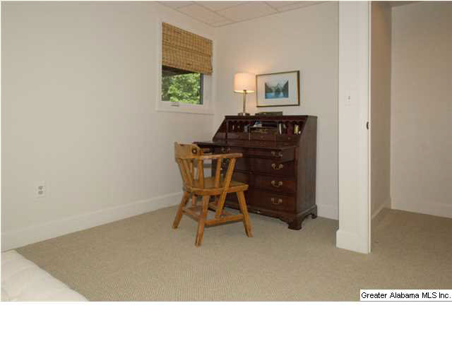 3341 Mountainside Road Birmingham, AL 35243 - Photo 20 of 28