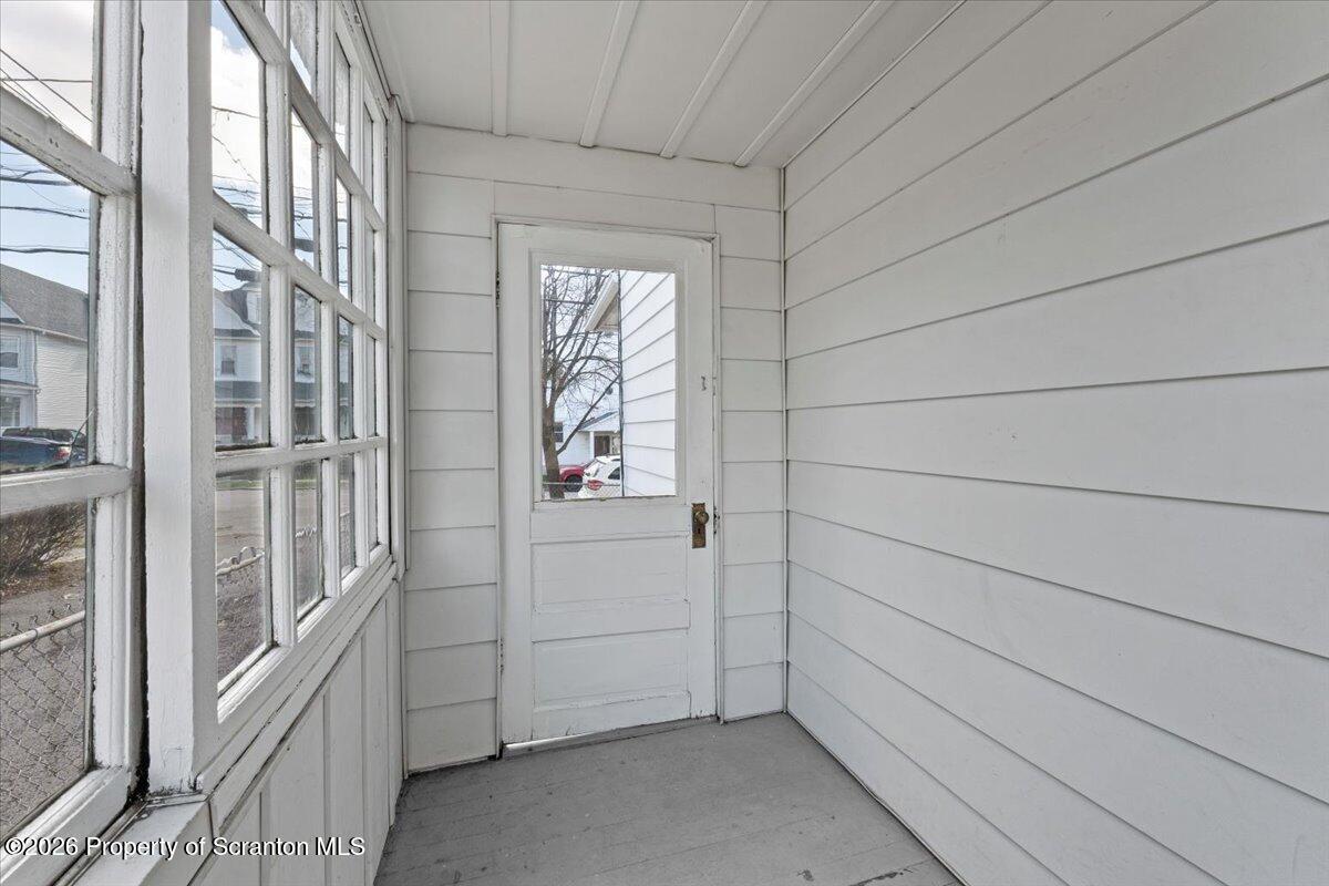 715 Alder Street Scranton, PA 18505 - Photo 32 of 38