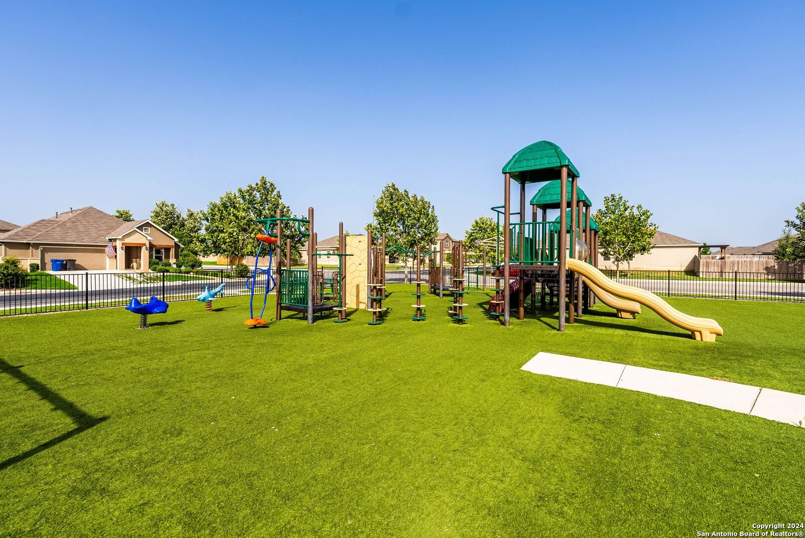 10535 Margarita Loop Converse, TX 78109 - Photo 50 of 51 a swimming pool with lots of tress in front of it