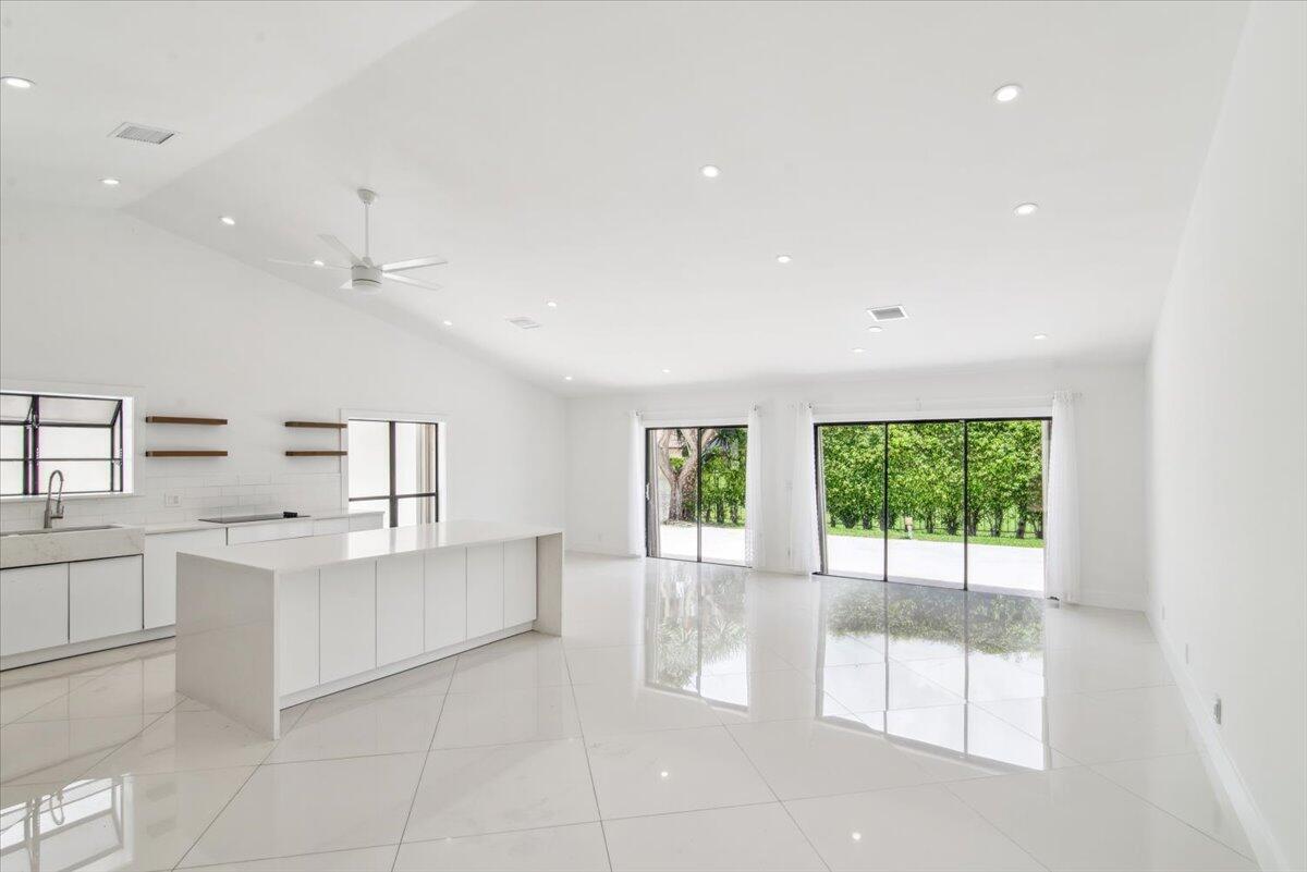 7695 Solimar Circle Boca Raton, FL 33433 - Photo 5 of 38 27-DSC_5276