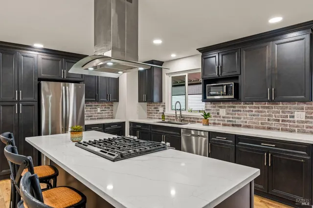 $250,000 | 2412 Foothill Boulevard, Unit 110, Calistoga, CA 94515