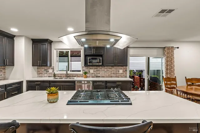 $250,000 | 2412 Foothill Boulevard, Unit 110, Calistoga, CA 94515