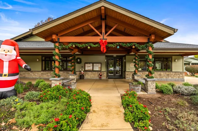 $250,000 | 2412 Foothill Boulevard, Unit 110, Calistoga, CA 94515