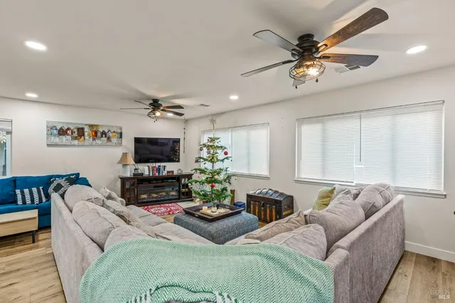 $250,000 | 2412 Foothill Boulevard, Unit 110, Calistoga, CA 94515