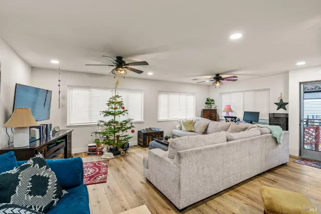 $250,000 | 2412 Foothill Boulevard, Unit 110, Calistoga, CA 94515