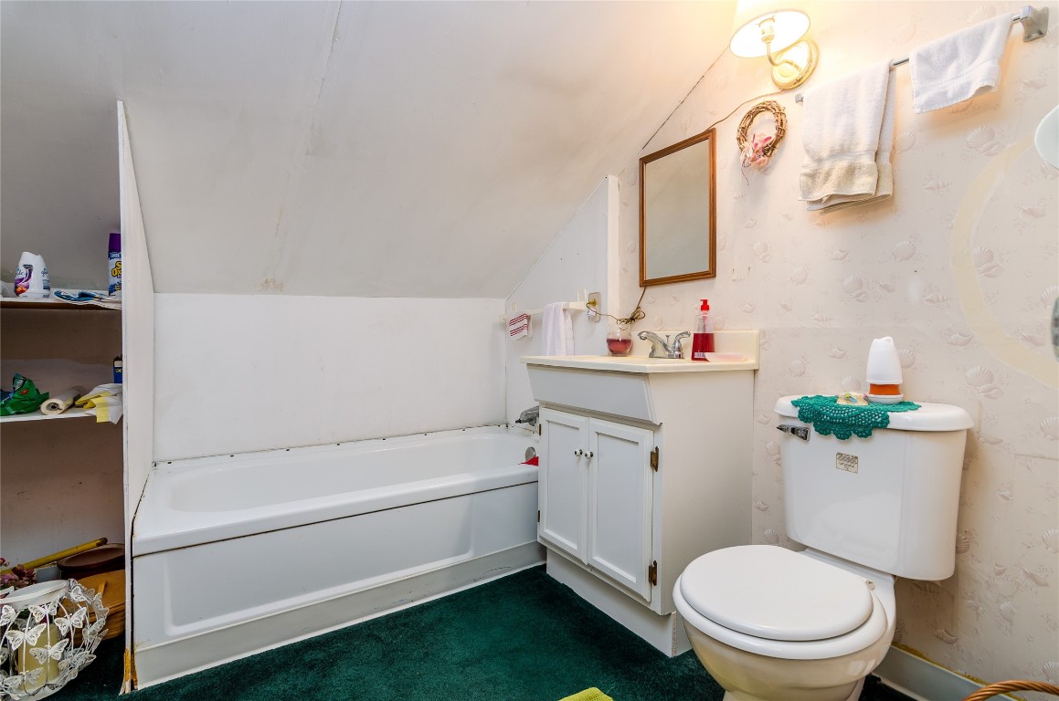 253 Foster Road Vestal, NY 13850 - Photo 8 of 13 Gallery Image 8