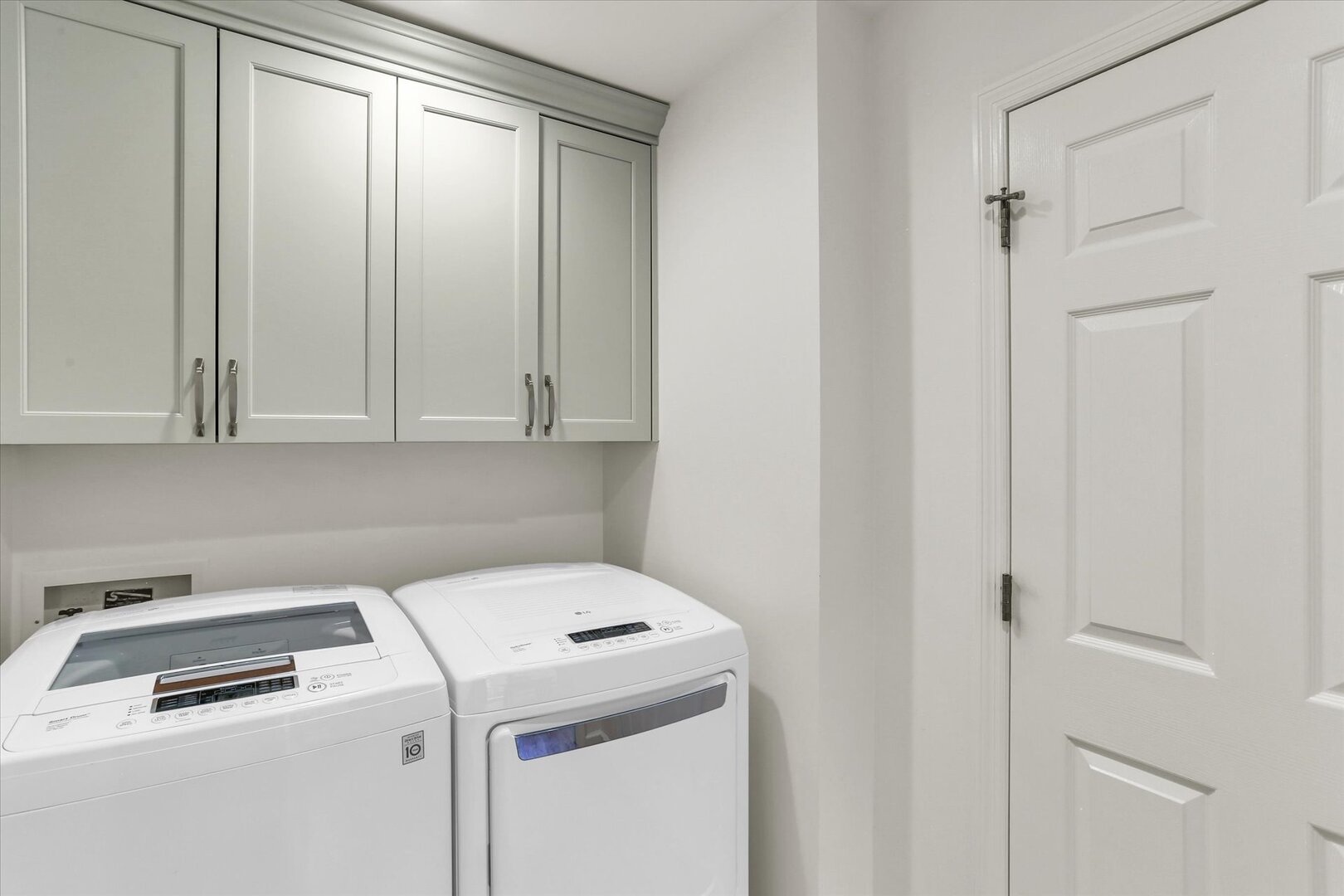 1609 Lakeside Drive, Unit A Champaign, IL 61821 - Photo 21 of 39