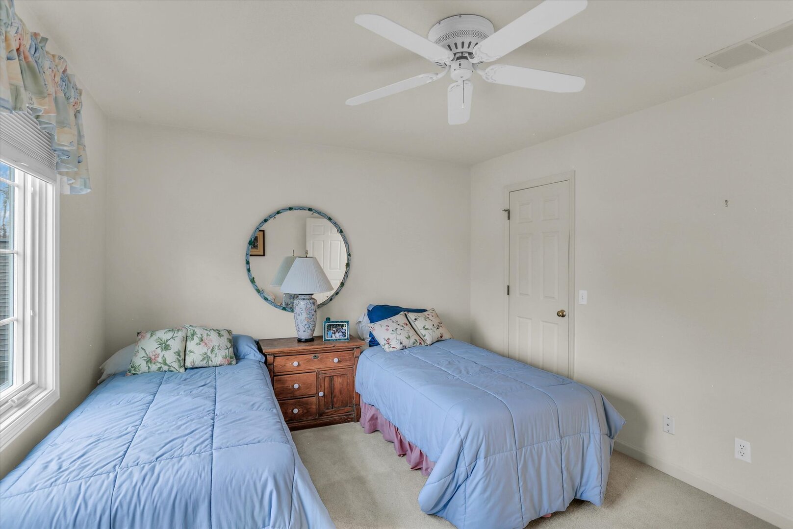 1609 Lakeside Drive, Unit A Champaign, IL 61821 - Photo 35 of 39