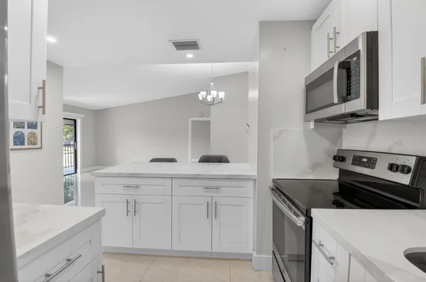 $190,000 | 15453 Lakes Of Delray Boulevard, Unit 204, Delray Beach, FL 33484