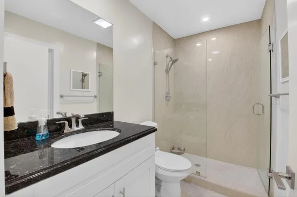 $190,000 | 15453 Lakes Of Delray Boulevard, Unit 204, Delray Beach, FL 33484