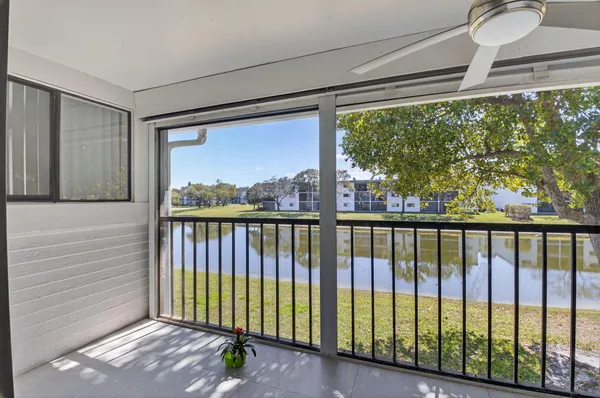 $190,000 | 15453 Lakes Of Delray Boulevard, Unit 204, Delray Beach, FL 33484