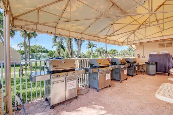 $190,000 | 15453 Lakes Of Delray Boulevard, Unit 204, Delray Beach, FL 33484