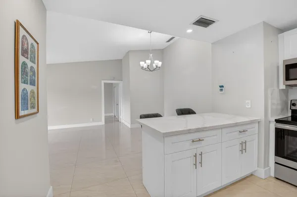$190,000 | 15453 Lakes Of Delray Boulevard, Unit 204, Delray Beach, FL 33484