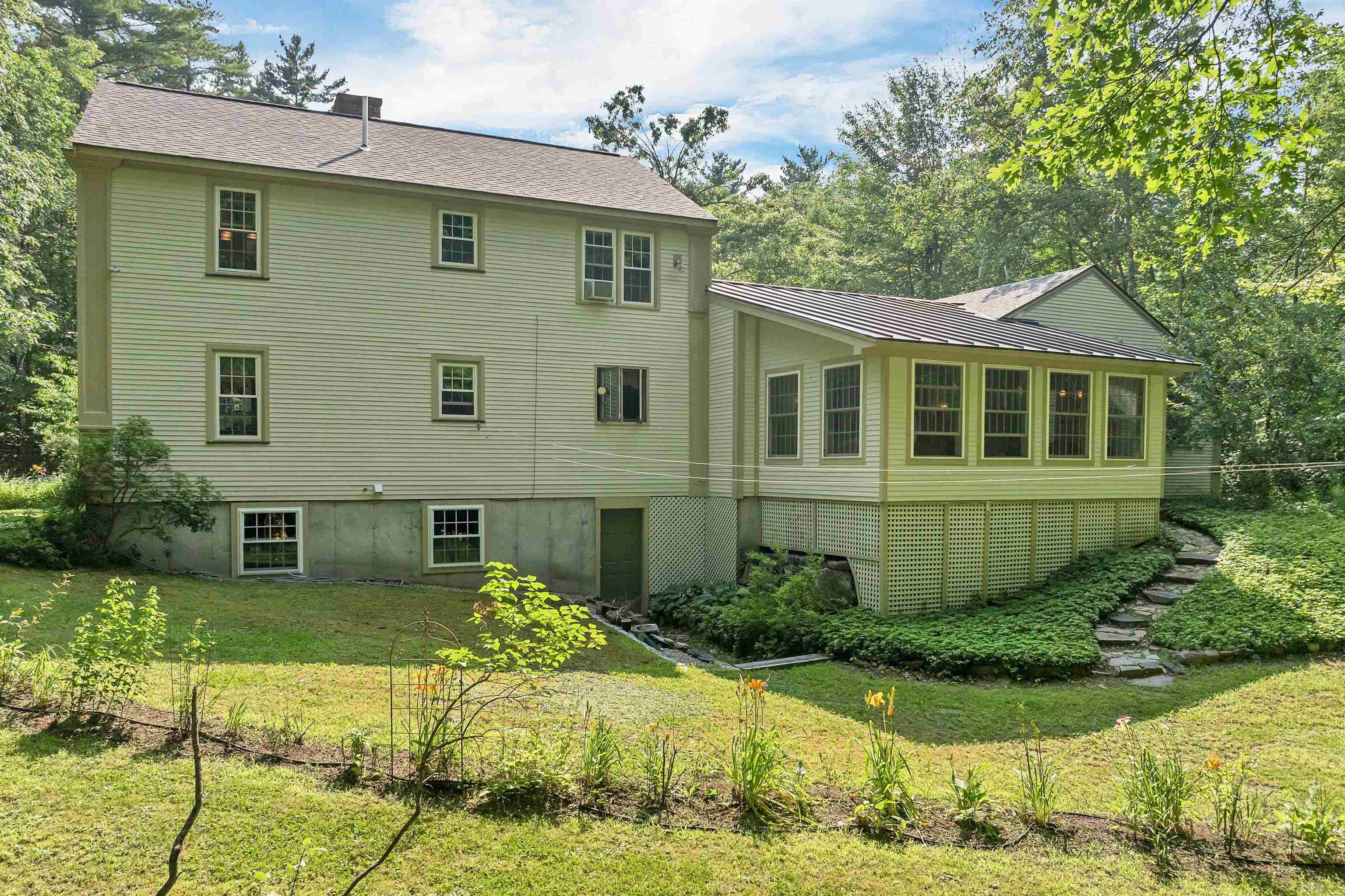 220 Governors Road Brookfield, NH 03872 - Photo 36 of 50