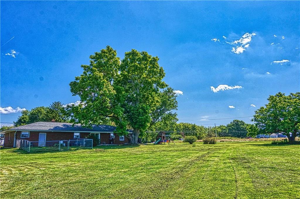 513 Mercer Road Slippery Rock, PA 16057 - Photo 5 of 25
