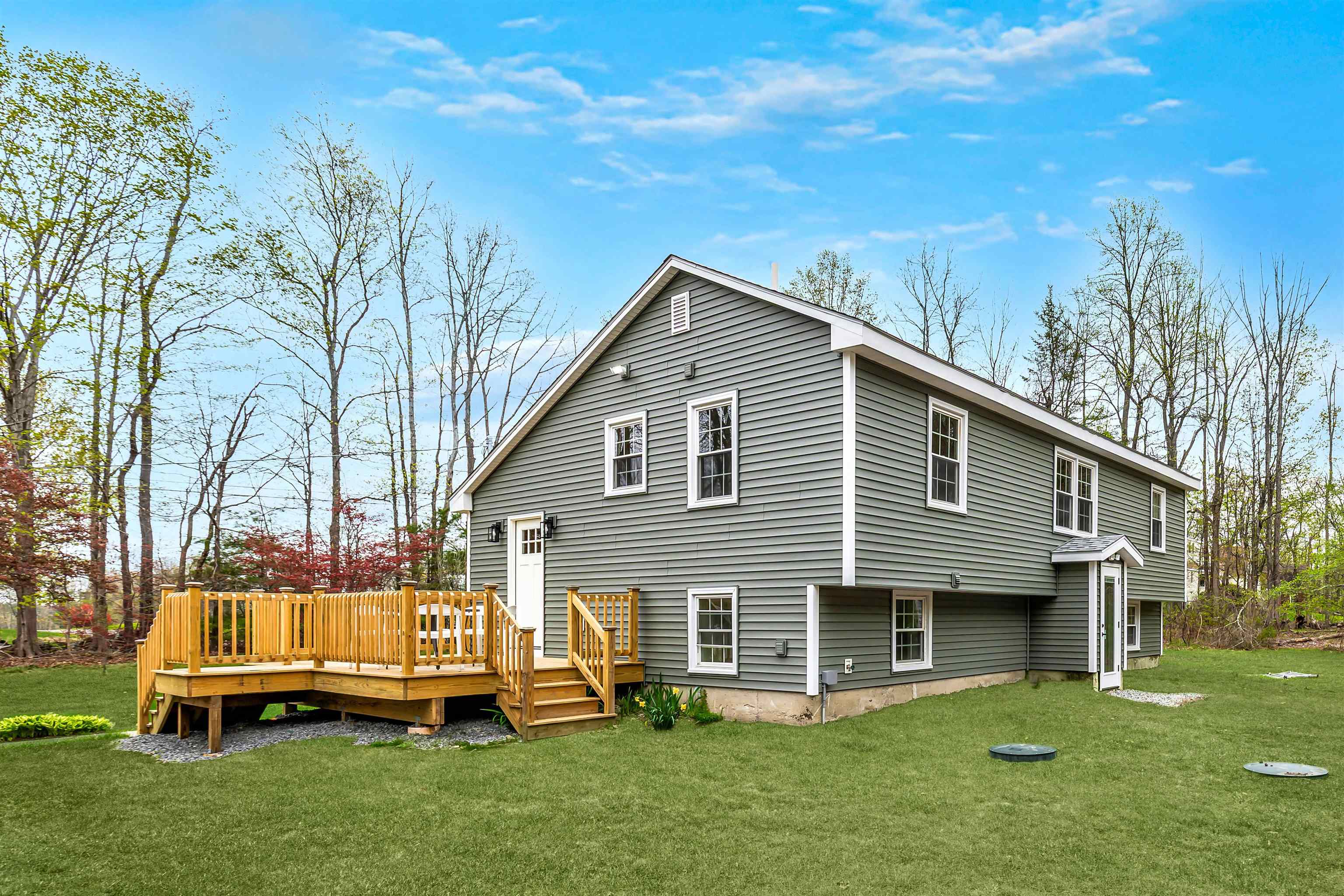 11 Merrimac Road Newton, NH 03858 - Photo 5 of 50